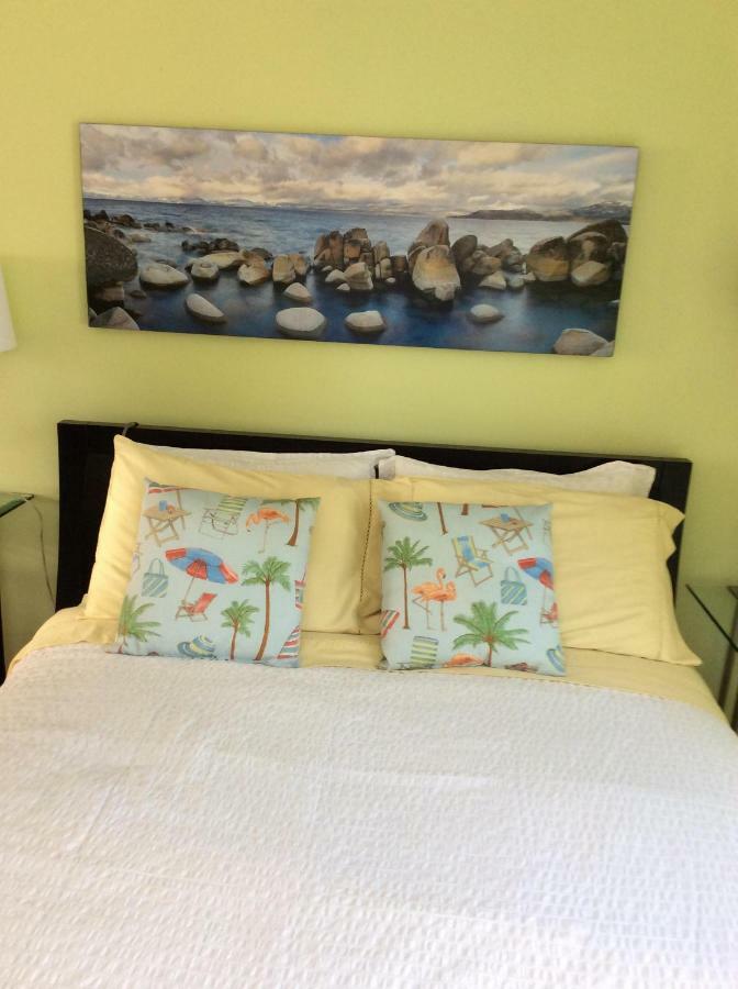 A Float Home B&B In Fisherman'S Wharf Βικτώρια Εξωτερικό φωτογραφία