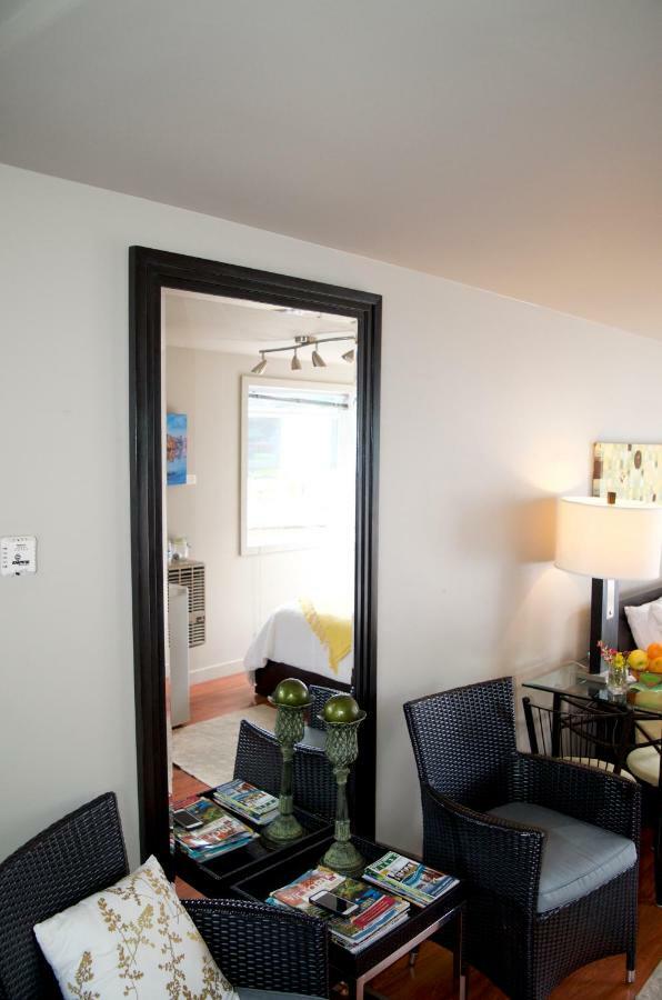 A Float Home B&B In Fisherman'S Wharf Βικτώρια Εξωτερικό φωτογραφία